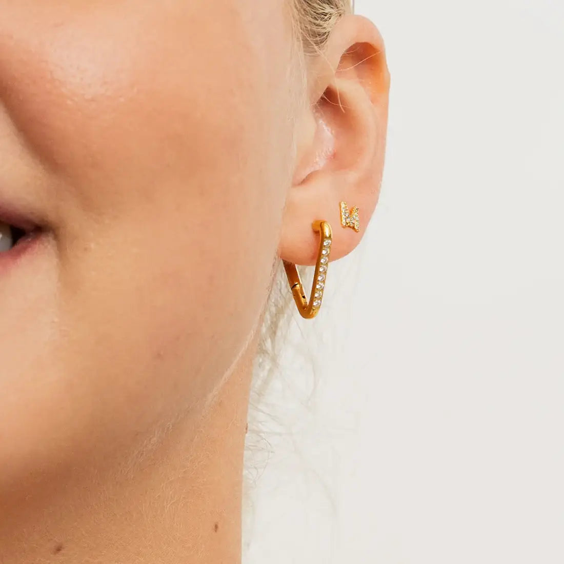 E-102 Triangle Hoops with Diamonds